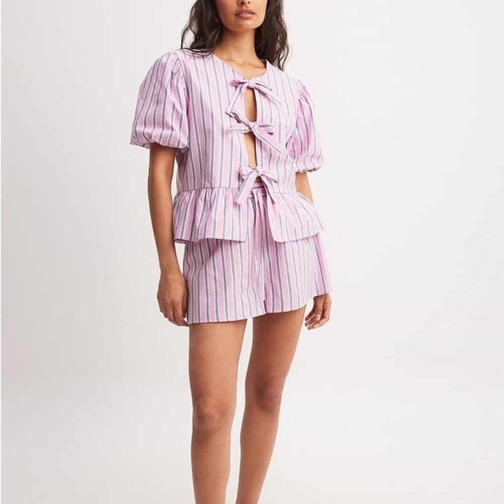 NAKD Striped Drawstring Detail Shorts